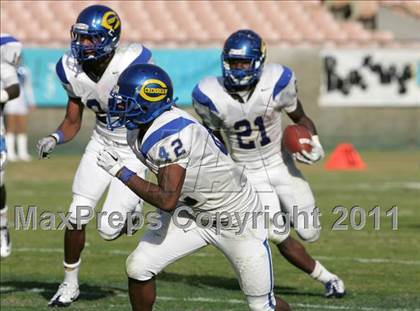 Thumbnail 2 in Crenshaw vs. Carson (CIF LA City Section D1 Final) photogallery.