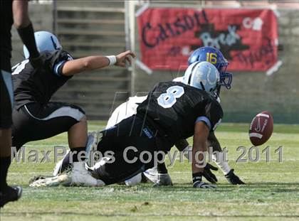 Thumbnail 3 in Crenshaw vs. Carson (CIF LA City Section D1 Final) photogallery.