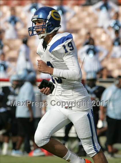 Thumbnail 2 in Crenshaw vs. Carson (CIF LA City Section D1 Final) photogallery.