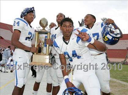 Thumbnail 1 in Crenshaw vs. Carson (CIF LA City Section D1 Final) photogallery.