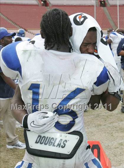 Thumbnail 2 in Crenshaw vs. Carson (CIF LA City Section D1 Final) photogallery.