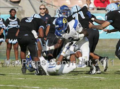 Thumbnail 1 in Crenshaw vs. Carson (CIF LA City Section D1 Final) photogallery.
