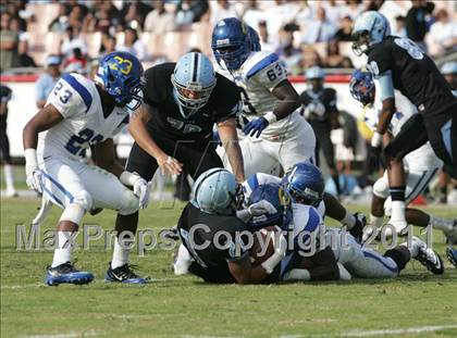 Thumbnail 1 in Crenshaw vs. Carson (CIF LA City Section D1 Final) photogallery.
