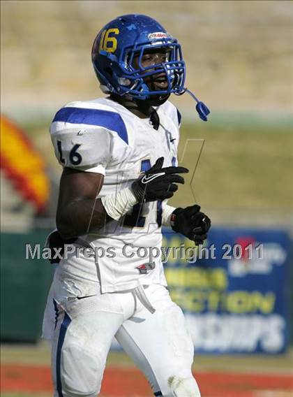 Thumbnail 3 in Crenshaw vs. Carson (CIF LA City Section D1 Final) photogallery.