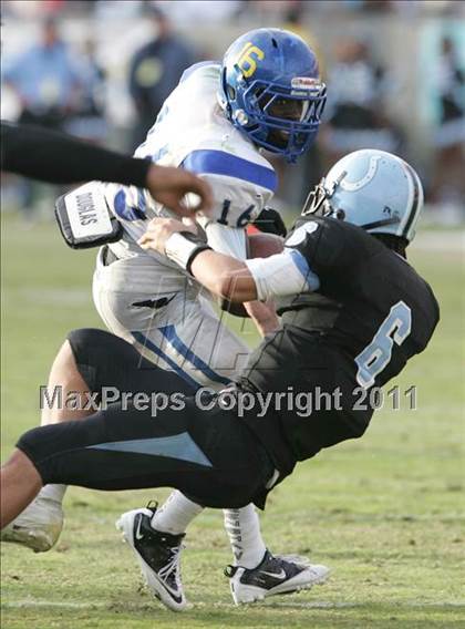 Thumbnail 1 in Crenshaw vs. Carson (CIF LA City Section D1 Final) photogallery.