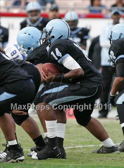 Thumbnail 2 in Crenshaw vs. Carson (CIF LA City Section D1 Final) photogallery.