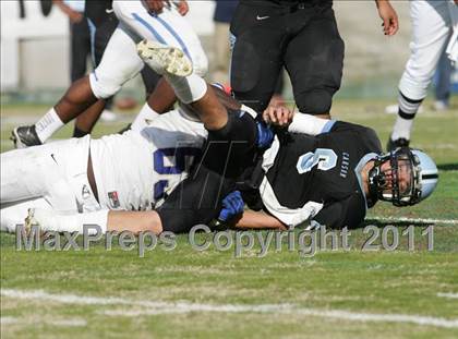 Thumbnail 1 in Crenshaw vs. Carson (CIF LA City Section D1 Final) photogallery.