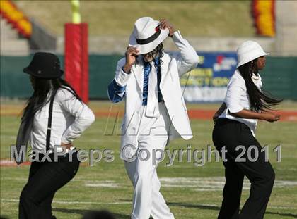 Thumbnail 1 in Crenshaw vs. Carson (CIF LA City Section D1 Final) photogallery.