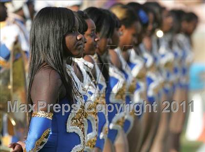 Thumbnail 2 in Crenshaw vs. Carson (CIF LA City Section D1 Final) photogallery.