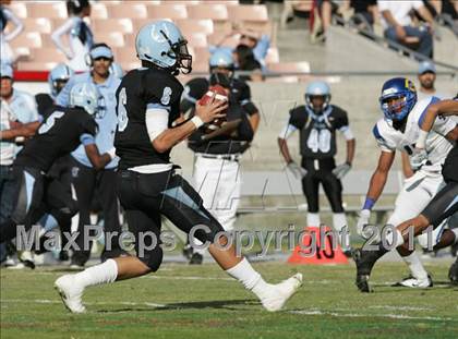 Thumbnail 1 in Crenshaw vs. Carson (CIF LA City Section D1 Final) photogallery.