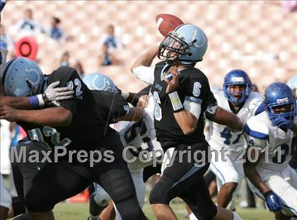 Thumbnail 3 in Crenshaw vs. Carson (CIF LA City Section D1 Final) photogallery.