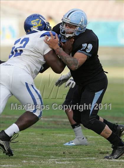 Thumbnail 1 in Crenshaw vs. Carson (CIF LA City Section D1 Final) photogallery.