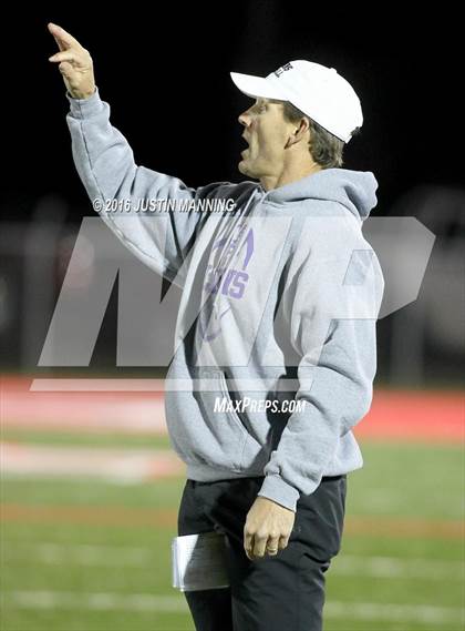 Thumbnail 1 in Glen Rose vs. Elkins (AHSAA 3A Round 2 Playoff) photogallery.