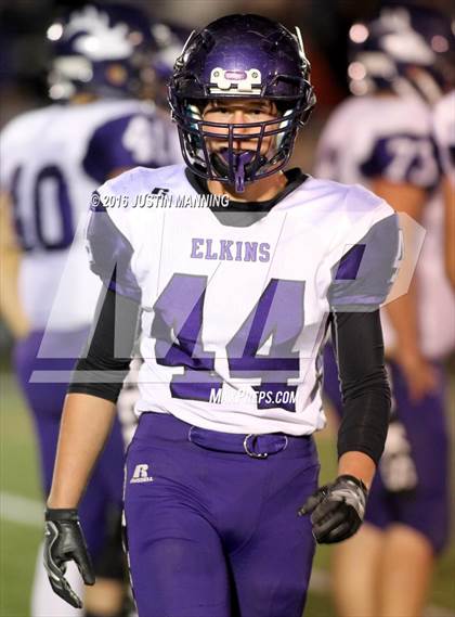 Thumbnail 2 in Glen Rose vs. Elkins (AHSAA 3A Round 2 Playoff) photogallery.