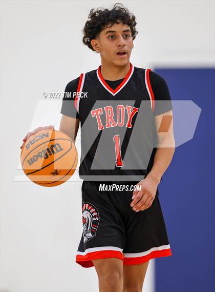 Thumbnail 1 in Troy @ Bolsa Grande photogallery.