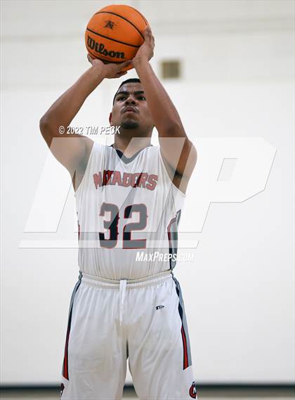 Thumbnail 1 in Troy @ Bolsa Grande photogallery.