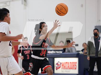 Thumbnail 1 in Troy @ Bolsa Grande photogallery.