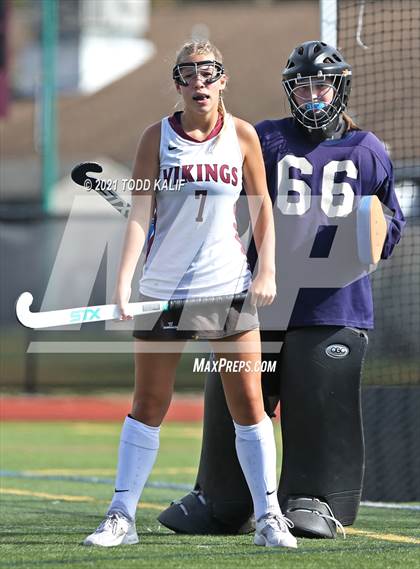 Thumbnail 1 in Conard @ East Lyme photogallery.