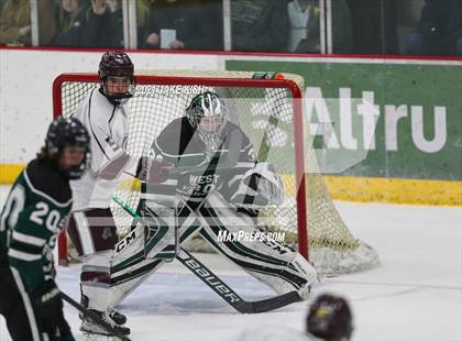 Thumbnail 2 in Grand Forks Central @ West Fargo photogallery.