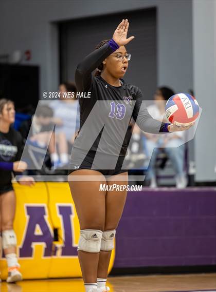 Thumbnail 3 in Center Hill @ DeSoto Central photogallery.