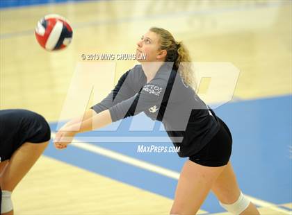 Thumbnail 3 in Aptos vs. Nordhoff (CIF State D4 Final) photogallery.