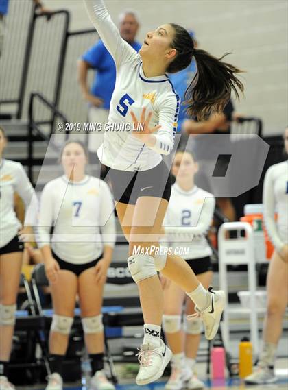 Thumbnail 1 in Aptos vs. Nordhoff (CIF State D4 Final) photogallery.