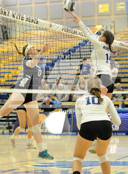 Thumbnail 1 in Aptos vs. Nordhoff (CIF State D4 Final) photogallery.