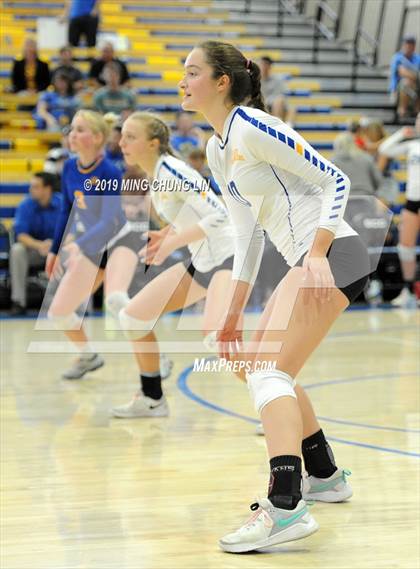 Thumbnail 1 in Aptos vs. Nordhoff (CIF State D4 Final) photogallery.
