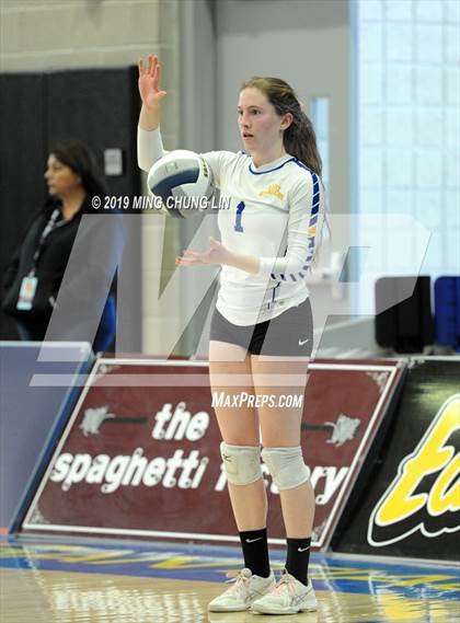 Thumbnail 2 in Aptos vs. Nordhoff (CIF State D4 Final) photogallery.