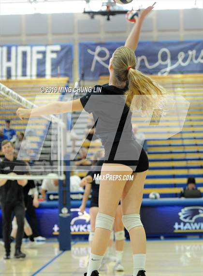 Thumbnail 3 in Aptos vs. Nordhoff (CIF State D4 Final) photogallery.