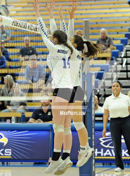 Thumbnail 3 in Aptos vs. Nordhoff (CIF State D4 Final) photogallery.
