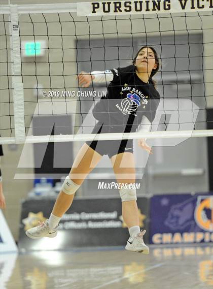 Thumbnail 2 in Aptos vs. Nordhoff (CIF State D4 Final) photogallery.