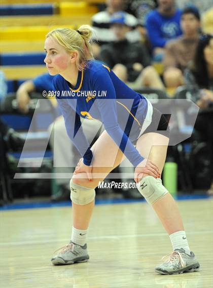 Thumbnail 1 in Aptos vs. Nordhoff (CIF State D4 Final) photogallery.