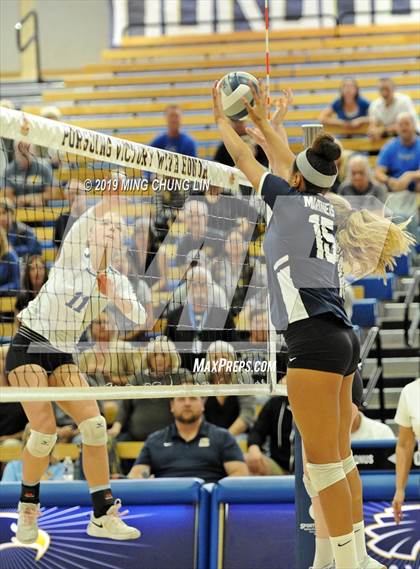 Thumbnail 2 in Aptos vs. Nordhoff (CIF State D4 Final) photogallery.