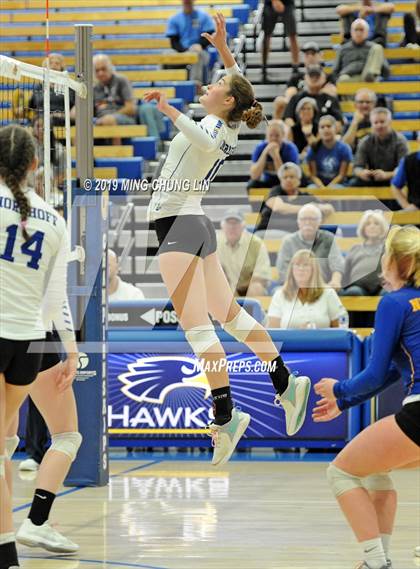 Thumbnail 2 in Aptos vs. Nordhoff (CIF State D4 Final) photogallery.