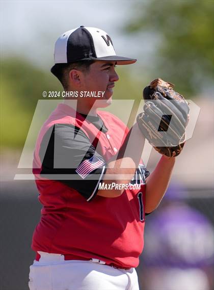 Thumbnail 3 in Douglas County vs. West Point (Bob Everett Classic) photogallery.
