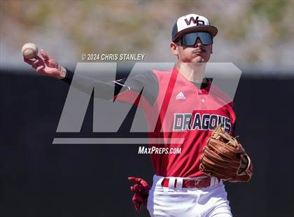 Thumbnail 2 in Douglas County vs. West Point (Bob Everett Classic) photogallery.