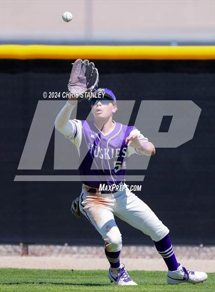Thumbnail 2 in Douglas County vs. West Point (Bob Everett Classic) photogallery.
