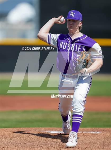 Thumbnail 2 in Douglas County vs. West Point (Bob Everett Classic) photogallery.