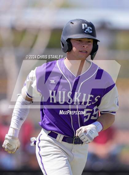 Thumbnail 2 in Douglas County vs. West Point (Bob Everett Classic) photogallery.