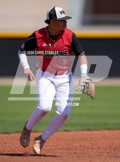 Thumbnail 3 in Douglas County vs. West Point (Bob Everett Classic) photogallery.