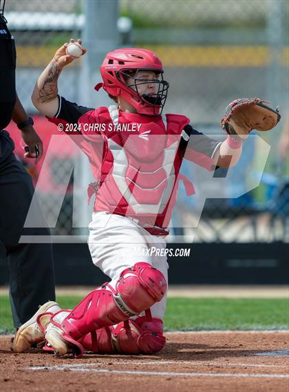 Thumbnail 1 in Douglas County vs. West Point (Bob Everett Classic) photogallery.
