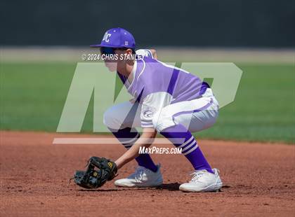 Thumbnail 2 in Douglas County vs. West Point (Bob Everett Classic) photogallery.