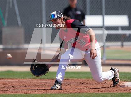 Thumbnail 3 in Douglas County vs. West Point (Bob Everett Classic) photogallery.