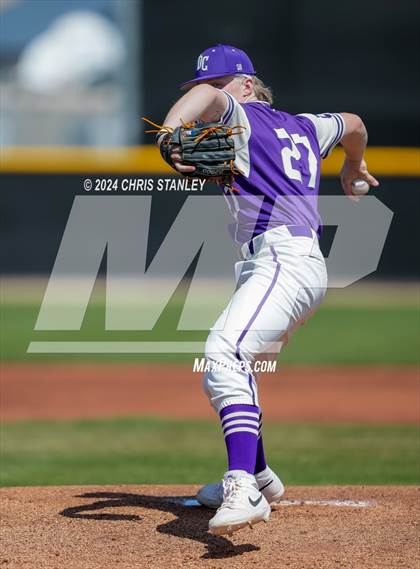 Thumbnail 3 in Douglas County vs. West Point (Bob Everett Classic) photogallery.