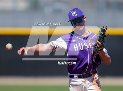 Thumbnail 2 in Douglas County vs. West Point (Bob Everett Classic) photogallery.