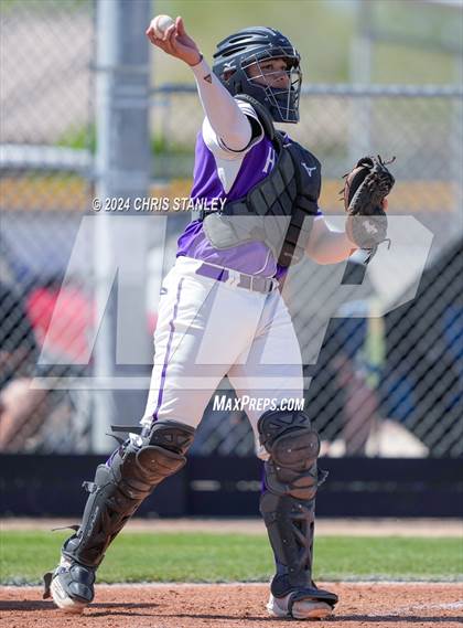Thumbnail 3 in Douglas County vs. West Point (Bob Everett Classic) photogallery.