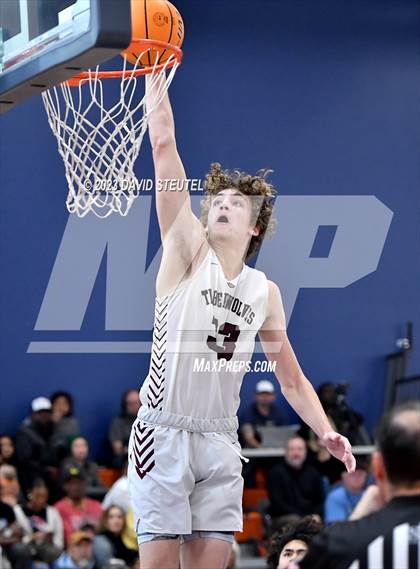 Thumbnail 3 in Rodriguez vs. Woodcreek (Fortune Showcase) photogallery.
