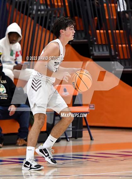 Thumbnail 2 in Rodriguez vs. Woodcreek (Fortune Showcase) photogallery.