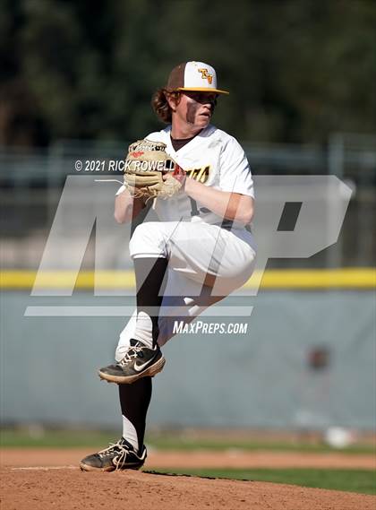 Thumbnail 1 in Great Oak @ Temecula Valley photogallery.